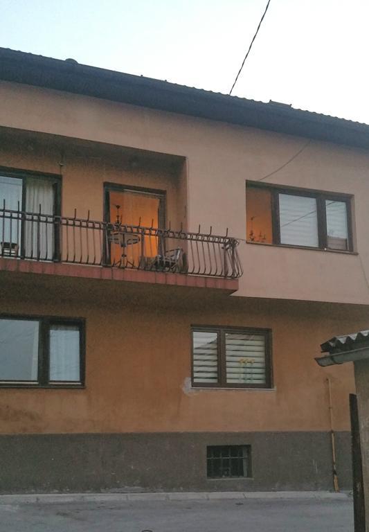 Apartment Fortuna Visoko Exteriör bild